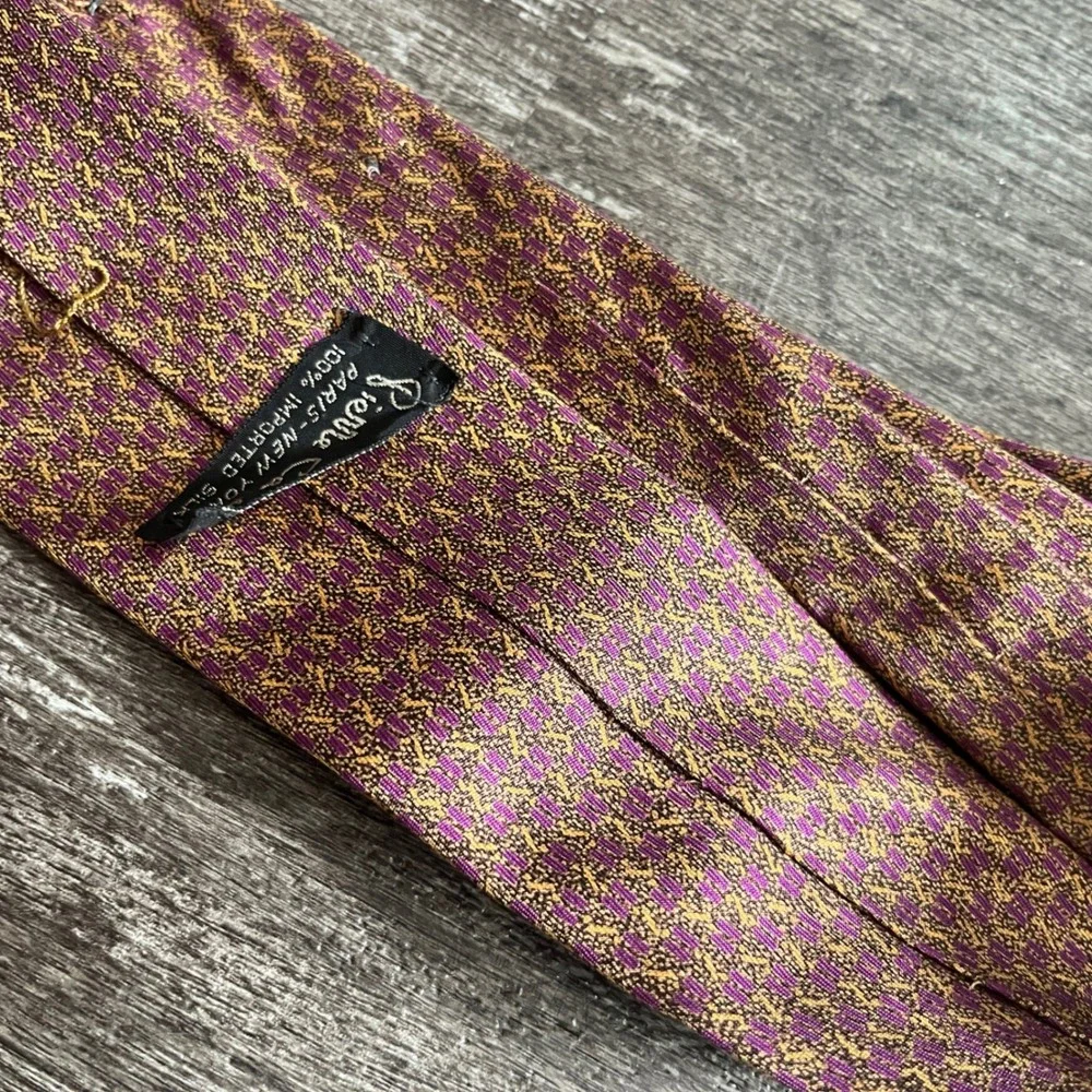 Vintage Pierre Cardin Burgundy Gold Geometric Pattern Silk Necktie Men's Fashion